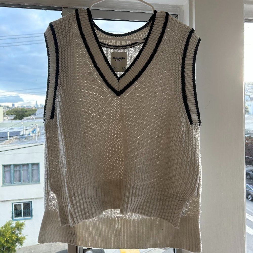 Oversized Sweater Vest